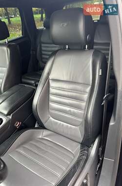 Внедорожник / Кроссовер Volkswagen Touareg 2015 в 