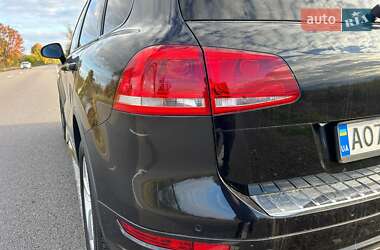 Позашляховик / Кросовер Volkswagen Touareg 2014 в  фото 25 Позашляховик / Кросовер Volkswagen Touareg 2014 в