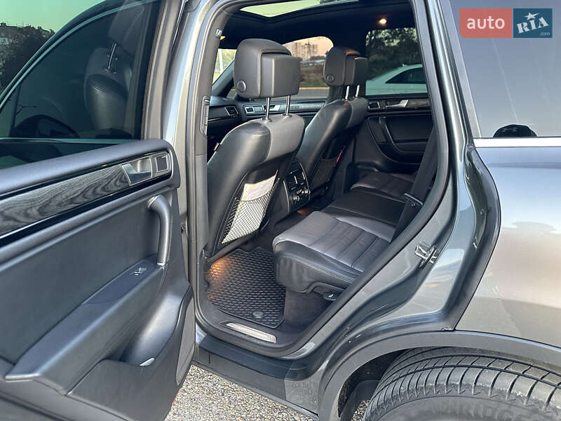 Внедорожник / Кроссовер Volkswagen Touareg 2014 в Черновцах фото 14 Внедорожник / Кроссовер Volkswagen Touareg 2014 в Черновцах