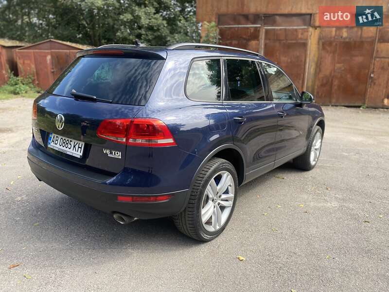 Позашляховик / Кросовер Volkswagen Touareg 2013 в Вінниці
