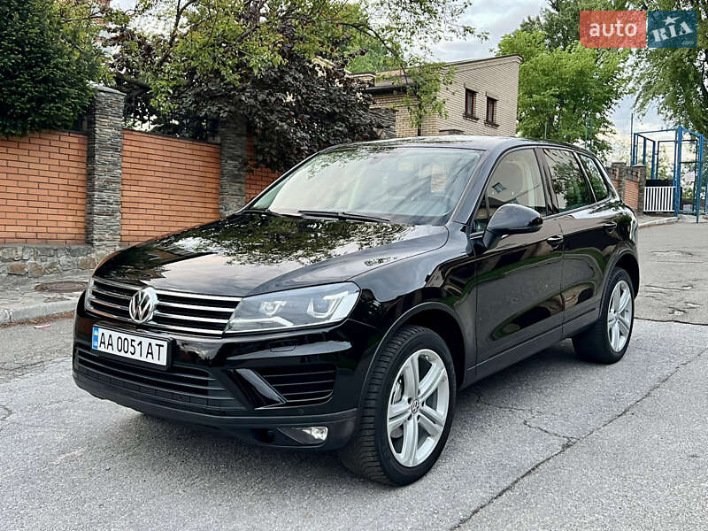 Позашляховик / Кросовер Volkswagen Touareg 2015 в Києві фото 2 Позашляховик / Кросовер Volkswagen Touareg 2015 в Києві