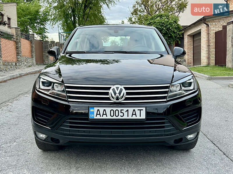 Позашляховик / Кросовер Volkswagen Touareg 2015 в Києві фото 3 Позашляховик / Кросовер Volkswagen Touareg 2015 в Києві