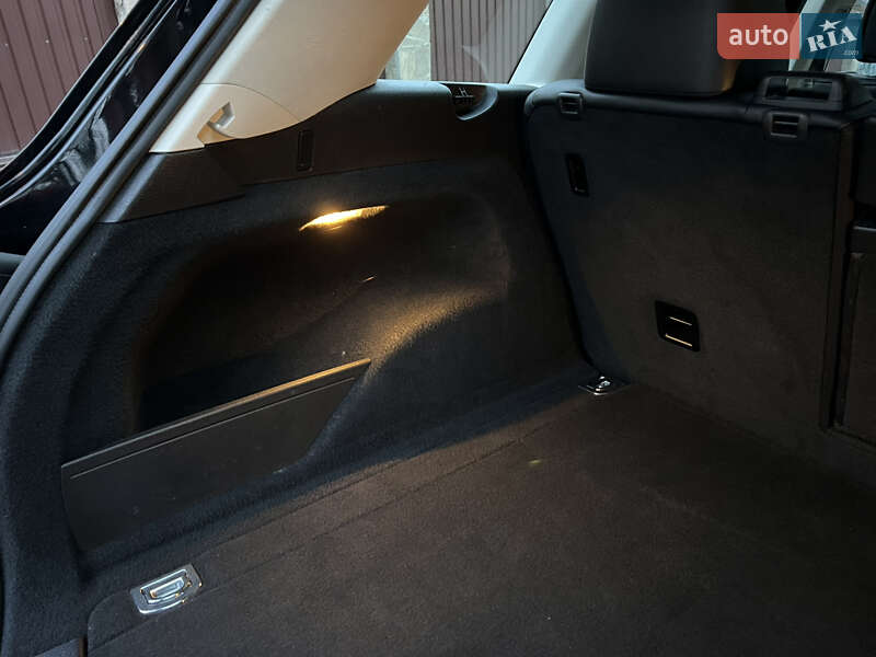 Позашляховик / Кросовер Volkswagen Touareg 2015 в Києві фото 64 Позашляховик / Кросовер Volkswagen Touareg 2015 в Києві