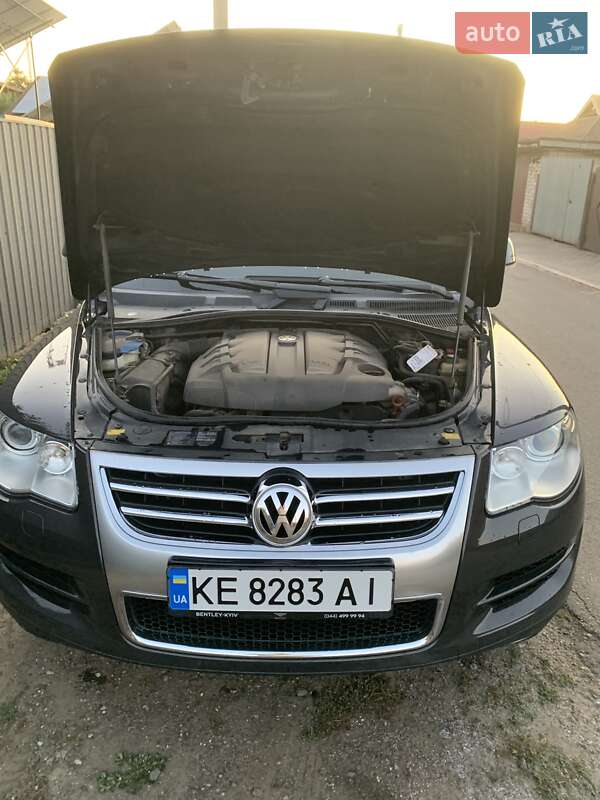 Внедорожник / Кроссовер Volkswagen Touareg 2008 в Кривом Роге