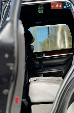 Внедорожник / Кроссовер Volkswagen Touareg 2006 в 