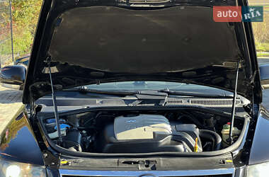Внедорожник / Кроссовер Volkswagen Touareg 2006 в 