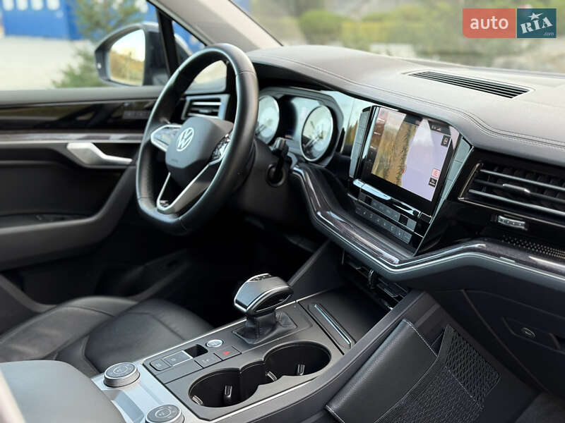 Позашляховик / Кросовер Volkswagen Touareg 2021 в Дніпрі фото 31 Позашляховик / Кросовер Volkswagen Touareg 2021 в Дніпрі