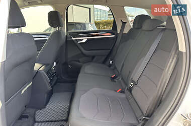 Внедорожник / Кроссовер Volkswagen Touareg 2020 в 