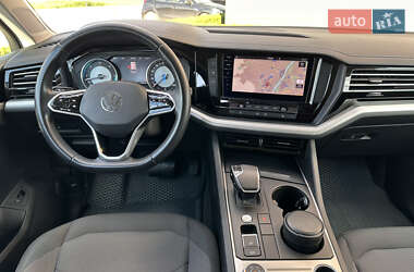 Внедорожник / Кроссовер Volkswagen Touareg 2020 в 
