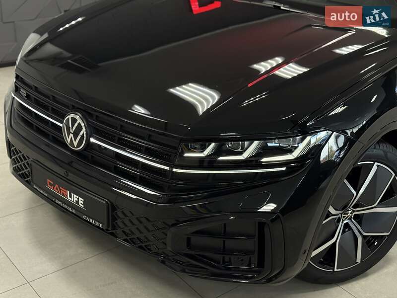 Позашляховик / Кросовер Volkswagen Touareg 2025 в Тернополі