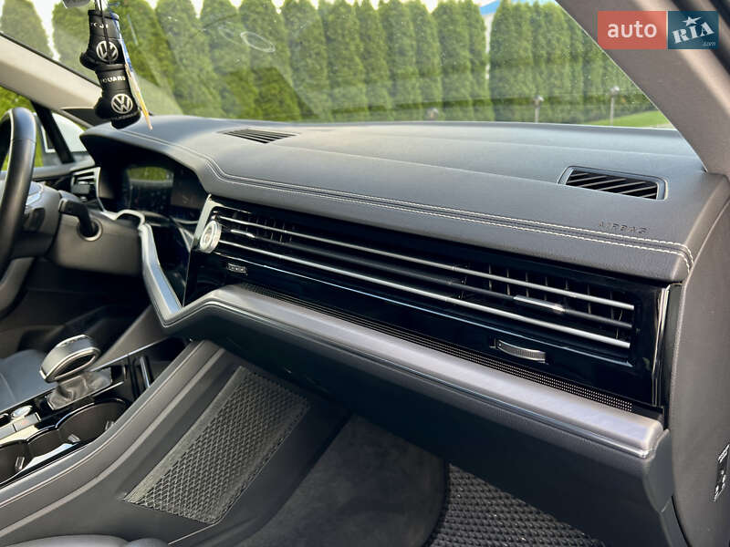 Внедорожник / Кроссовер Volkswagen Touareg 2019 в Дунаевцах фото 50 Внедорожник / Кроссовер Volkswagen Touareg 2019 в Дунаевцах