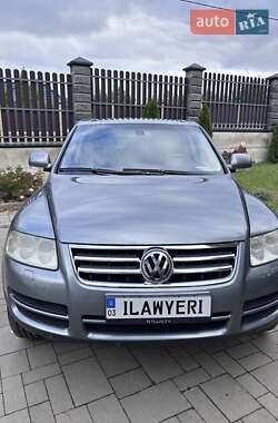 Внедорожник / Кроссовер Volkswagen Touareg 2004 в 