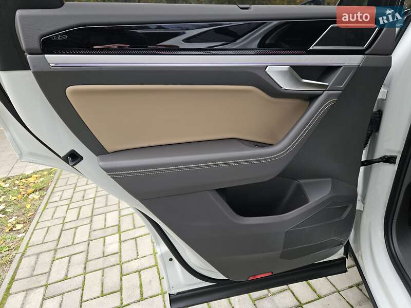 Позашляховик / Кросовер Volkswagen Touareg 2024 в Києві фото 24 Позашляховик / Кросовер Volkswagen Touareg 2024 в Києві