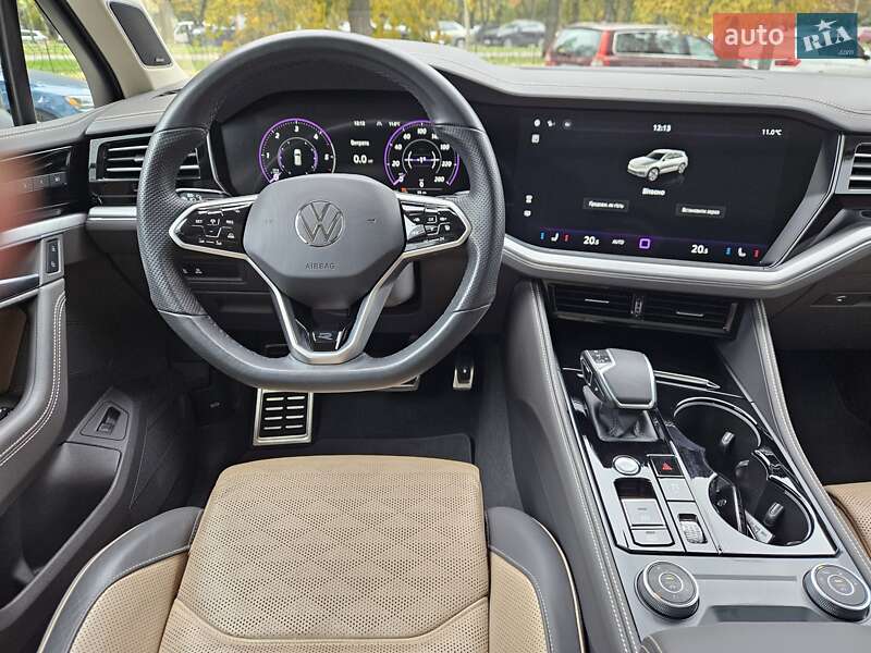 Позашляховик / Кросовер Volkswagen Touareg 2024 в Києві фото 47 Позашляховик / Кросовер Volkswagen Touareg 2024 в Києві