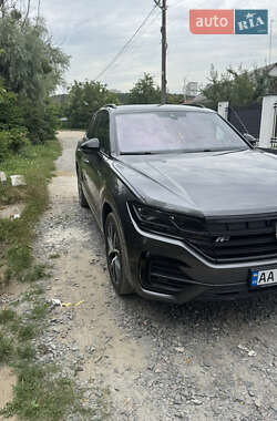Внедорожник / Кроссовер Volkswagen Touareg 2020 в 