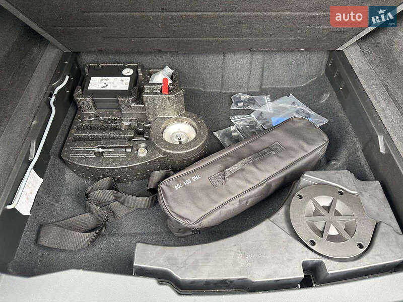 Позашляховик / Кросовер Volkswagen Touareg 2018 в Сарнах фото 99 Позашляховик / Кросовер Volkswagen Touareg 2018 в Сарнах