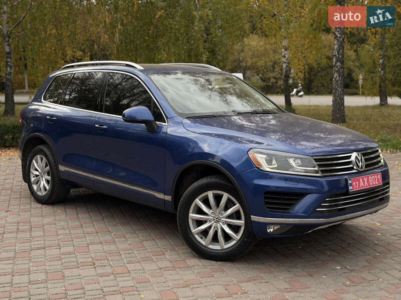 Внедорожник / Кроссовер Volkswagen Touareg 2017 в Лубнах