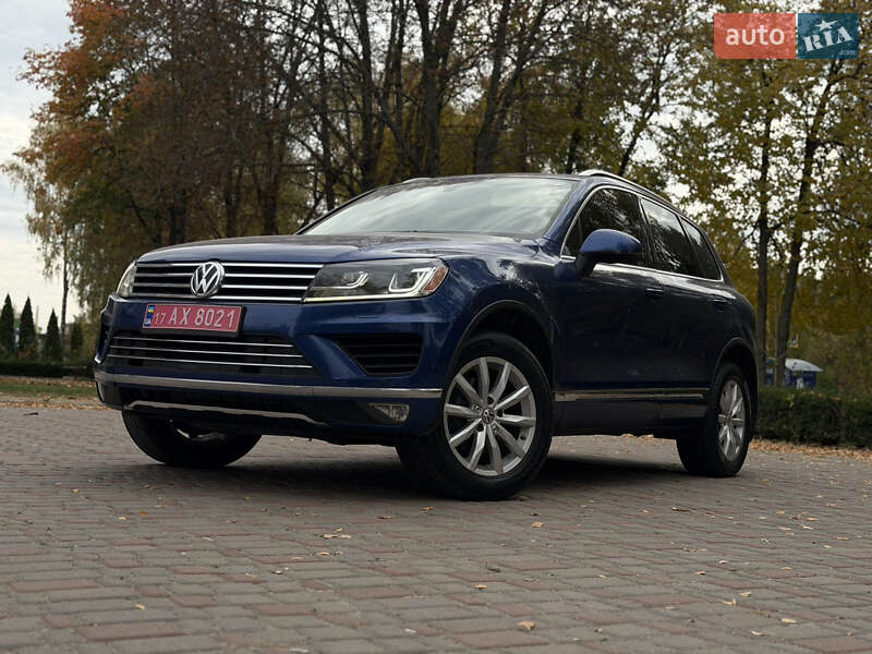 Внедорожник / Кроссовер Volkswagen Touareg 2017 в Лубнах