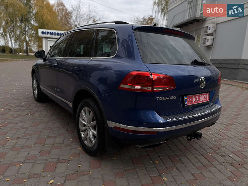 Внедорожник / Кроссовер Volkswagen Touareg 2017 в Лубнах