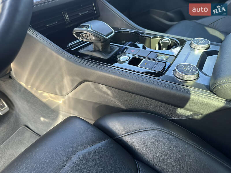 Внедорожник / Кроссовер Volkswagen Touareg 2019 в Днепре фото 13 Внедорожник / Кроссовер Volkswagen Touareg 2019 в Днепре