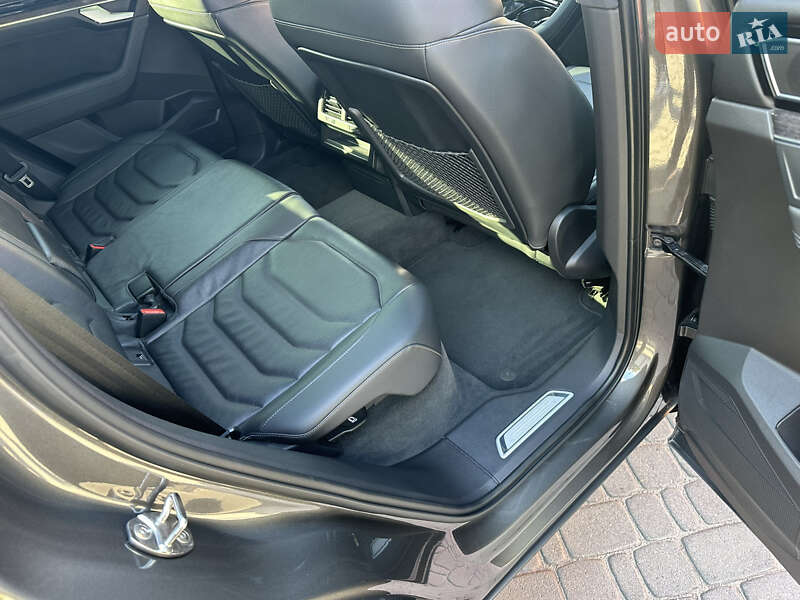 Внедорожник / Кроссовер Volkswagen Touareg 2019 в Днепре фото 20 Внедорожник / Кроссовер Volkswagen Touareg 2019 в Днепре