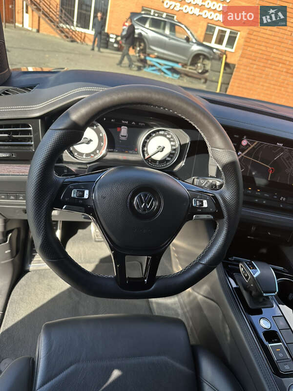 Внедорожник / Кроссовер Volkswagen Touareg 2019 в Днепре фото 15 Внедорожник / Кроссовер Volkswagen Touareg 2019 в Днепре