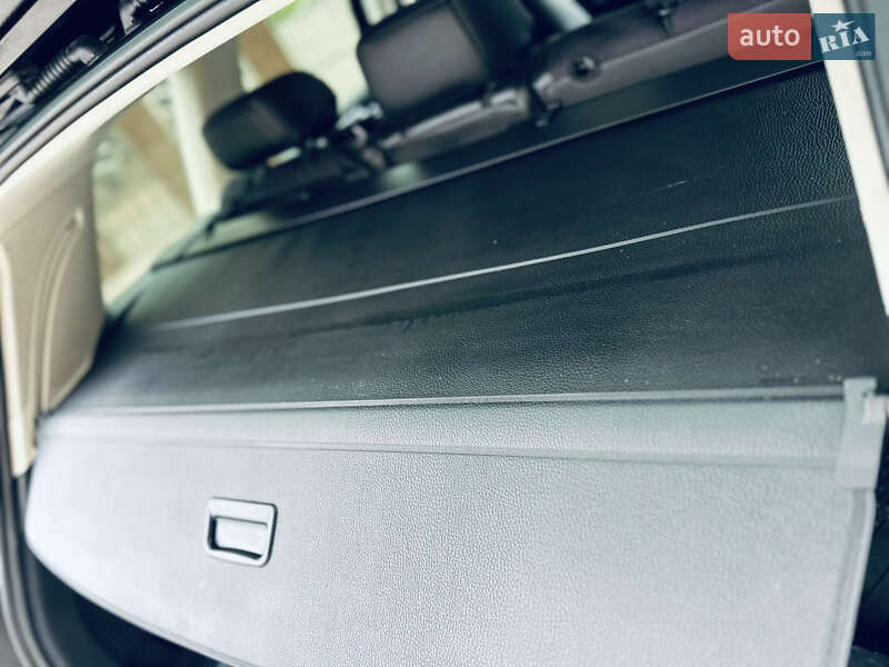 Внедорожник / Кроссовер Volkswagen Touareg 2015 в Грушево