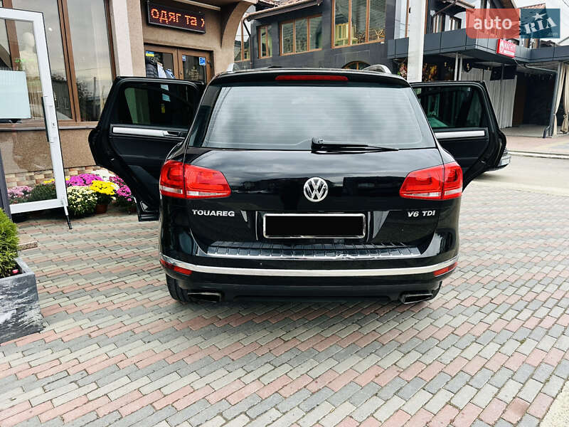 Внедорожник / Кроссовер Volkswagen Touareg 2015 в Грушево