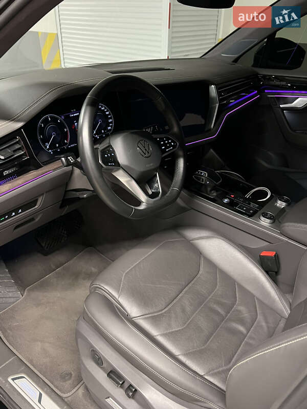 Внедорожник / Кроссовер Volkswagen Touareg 2022 в Киеве фото 16 Внедорожник / Кроссовер Volkswagen Touareg 2022 в Киеве