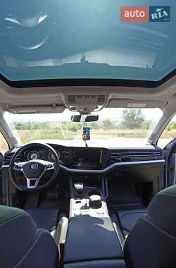 Внедорожник / Кроссовер Volkswagen Touareg 2020 в 