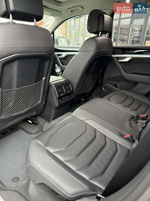 Внедорожник / Кроссовер Volkswagen Touareg 2020 в Кропивницком фото 8 Внедорожник / Кроссовер Volkswagen Touareg 2020 в Кропивницком