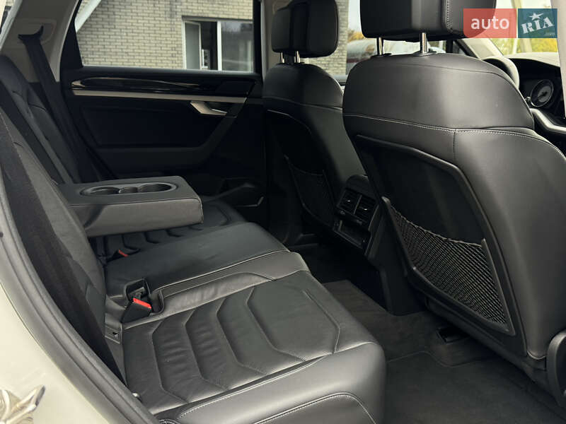 Внедорожник / Кроссовер Volkswagen Touareg 2020 в Харькове фото 23 Внедорожник / Кроссовер Volkswagen Touareg 2020 в Харькове