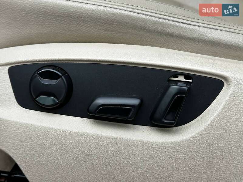 Позашляховик / Кросовер Volkswagen Touareg 2012 в Львові фото 19 Позашляховик / Кросовер Volkswagen Touareg 2012 в Львові