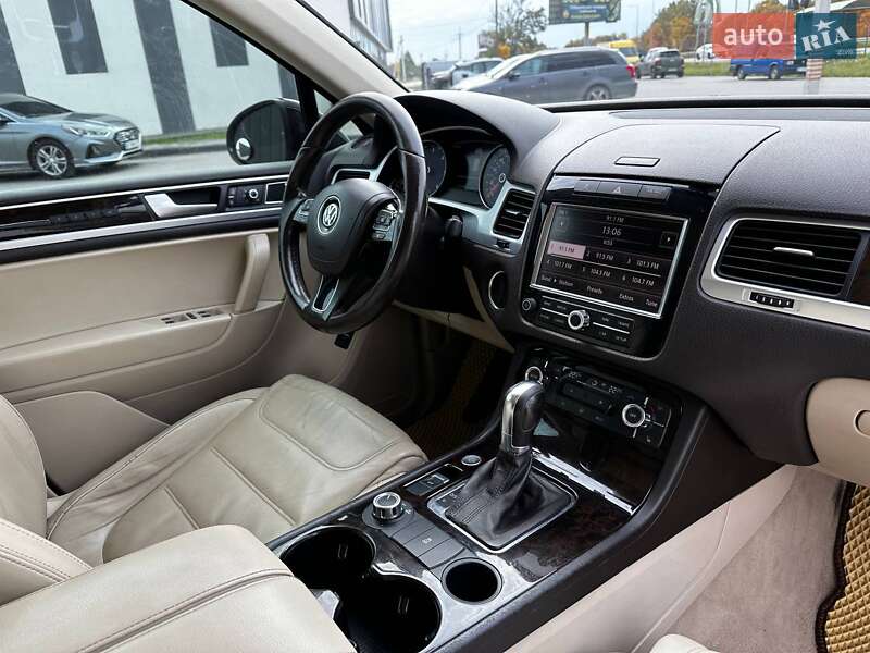 Позашляховик / Кросовер Volkswagen Touareg 2012 в Львові фото 38 Позашляховик / Кросовер Volkswagen Touareg 2012 в Львові