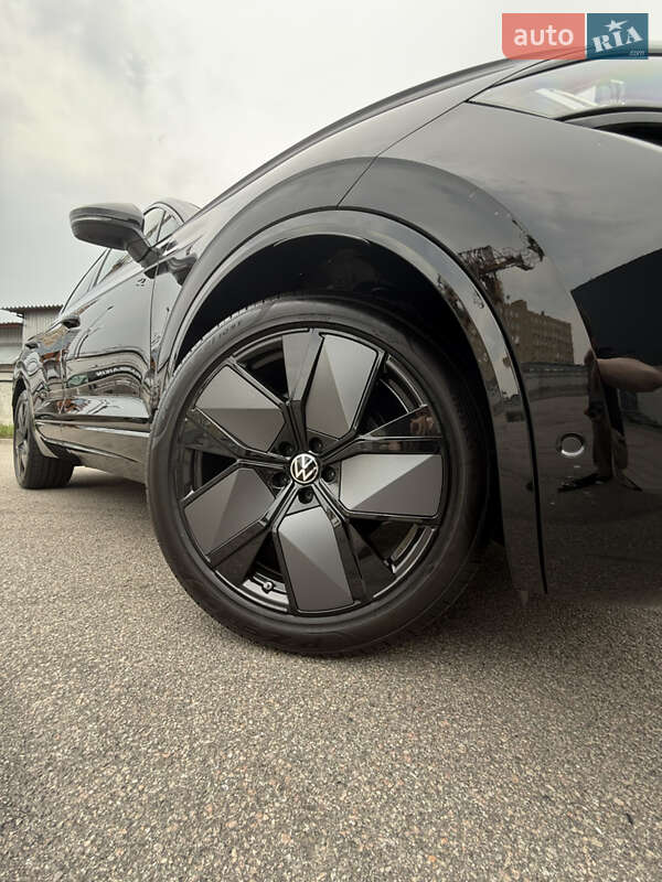 Внедорожник / Кроссовер Volkswagen Touareg 2025 в Киеве фото 11 Внедорожник / Кроссовер Volkswagen Touareg 2025 в Киеве