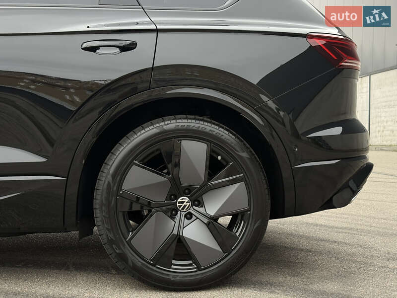 Внедорожник / Кроссовер Volkswagen Touareg 2025 в Киеве фото 17 Внедорожник / Кроссовер Volkswagen Touareg 2025 в Киеве