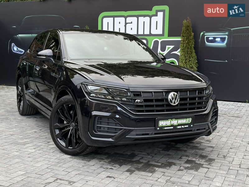 Внедорожник / Кроссовер Volkswagen Touareg 2020 в Киеве