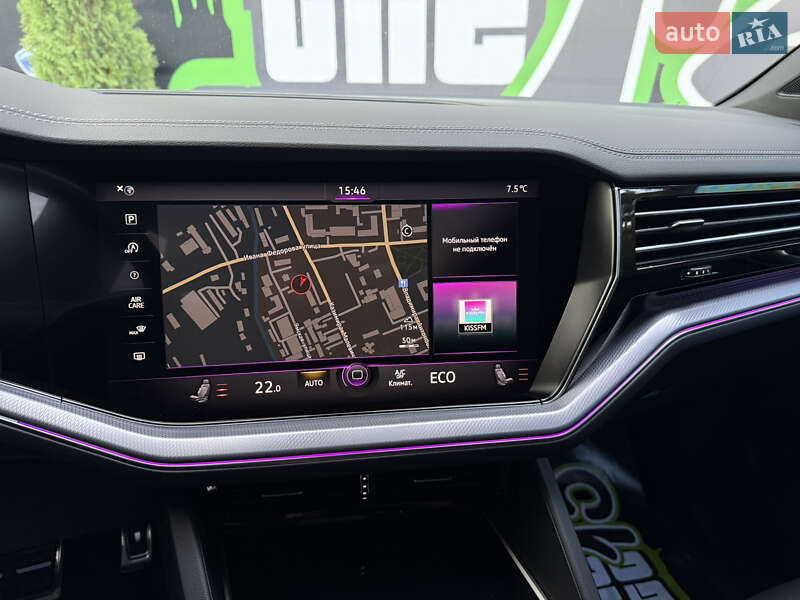 Внедорожник / Кроссовер Volkswagen Touareg 2020 в Киеве