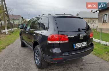 Внедорожник / Кроссовер Volkswagen Touareg 2004 в  фото 2 Внедорожник / Кроссовер Volkswagen Touareg 2004 в