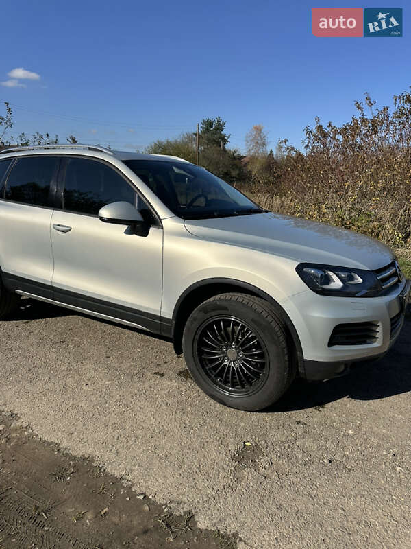 Внедорожник / Кроссовер Volkswagen Touareg 2011 в Калуше фото 2 Внедорожник / Кроссовер Volkswagen Touareg 2011 в Калуше