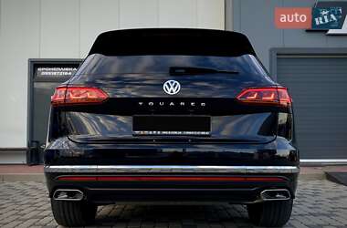 Внедорожник / Кроссовер Volkswagen Touareg 2019 в 