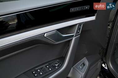 Внедорожник / Кроссовер Volkswagen Touareg 2019 в 
