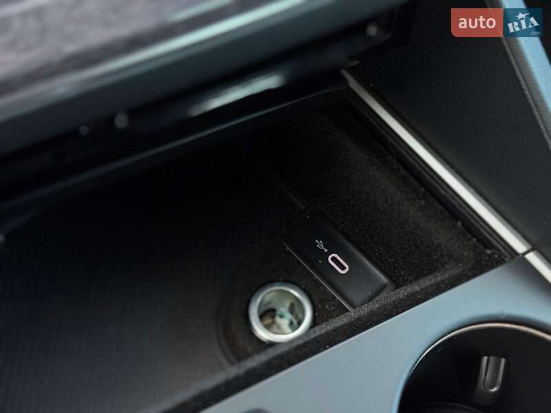 Внедорожник / Кроссовер Volkswagen Touareg 2021 в Киеве фото 27 Внедорожник / Кроссовер Volkswagen Touareg 2021 в Киеве