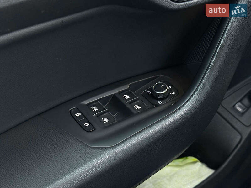 Внедорожник / Кроссовер Volkswagen Touareg 2021 в Киеве фото 31 Внедорожник / Кроссовер Volkswagen Touareg 2021 в Киеве