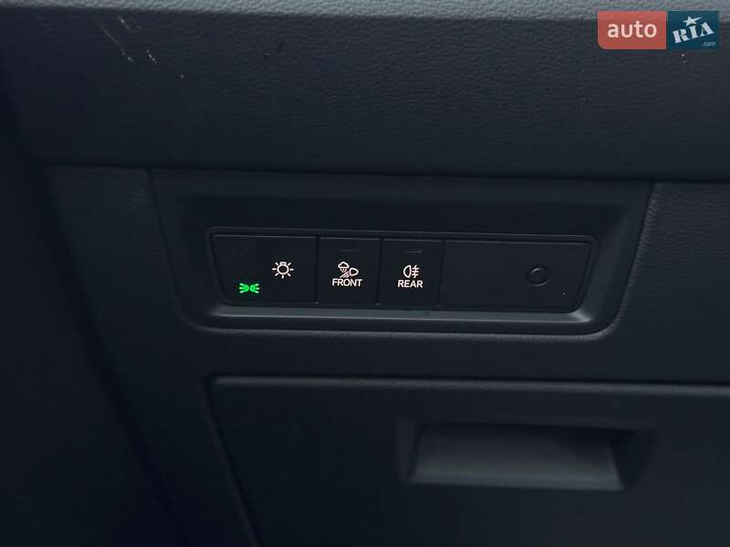 Внедорожник / Кроссовер Volkswagen Touareg 2021 в Киеве фото 36 Внедорожник / Кроссовер Volkswagen Touareg 2021 в Киеве