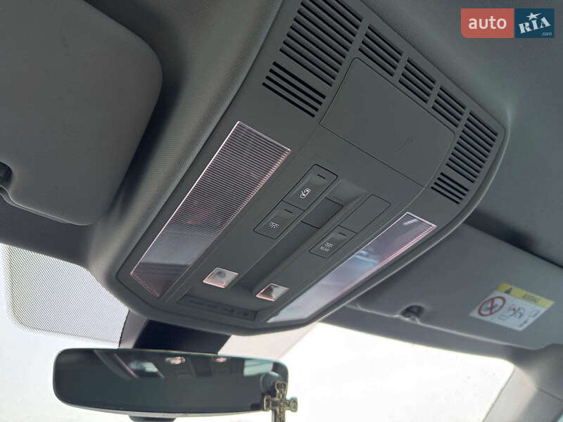 Внедорожник / Кроссовер Volkswagen Touareg 2021 в Киеве фото 37 Внедорожник / Кроссовер Volkswagen Touareg 2021 в Киеве