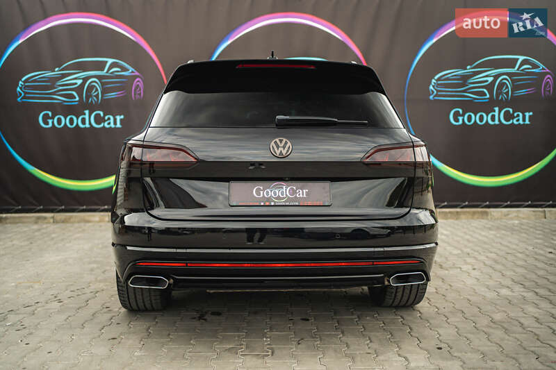 Позашляховик / Кросовер Volkswagen Touareg 2019 в Луцьку