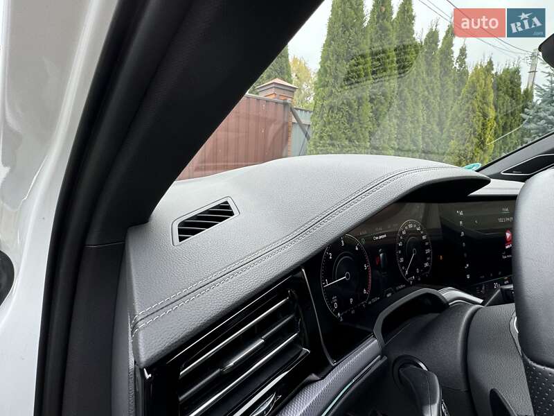 Внедорожник / Кроссовер Volkswagen Touareg 2021 в Киеве фото 35 Внедорожник / Кроссовер Volkswagen Touareg 2021 в Киеве