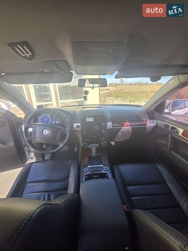 Внедорожник / Кроссовер Volkswagen Touareg 2006 в Киеве фото 21 Внедорожник / Кроссовер Volkswagen Touareg 2006 в Киеве