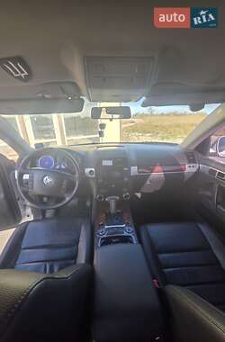 Внедорожник / Кроссовер Volkswagen Touareg 2006 в  фото 18 Внедорожник / Кроссовер Volkswagen Touareg 2006 в